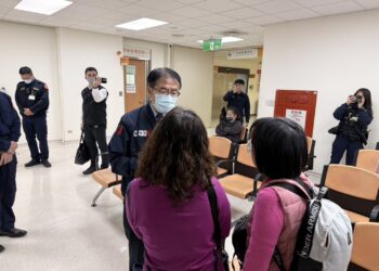 台南市發生隨機持刀傷人事件 黃偉哲市長第一時間趕往成大醫院關心傷者 台南市發生隨機持刀傷人事件 黃偉哲市長第一時間趕往成大醫院關心傷者