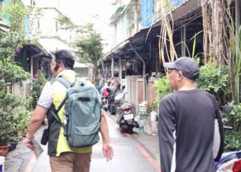 『左營楠梓漢』薛兆基風雨前疾行左營三里 提社區再生藍圖 『左營楠梓漢』薛兆基風雨前疾行左營三里 提社區再生藍圖