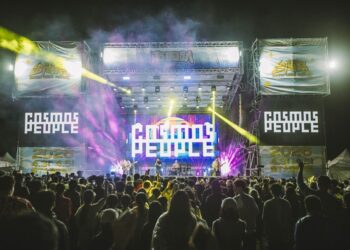 「南國趴」熱血開唱　雨勢不減樂迷熱情