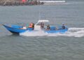 海象惡劣漁船翻覆 海巡漁友聯手救援 海象惡劣漁船翻覆 海巡漁友聯手救援
