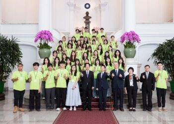 原青力量走向國際大仁科大海外志工團隊獲邀赴總統府