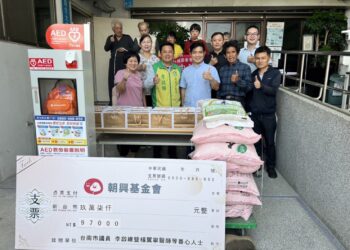 李啓維市議員結合社會善眾　齊做愛心助憨星