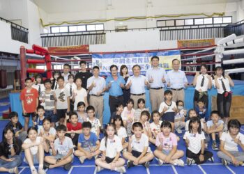 中鋼攜手中碳公司舉辦「115年中鋼全能智慧王育樂營」 陪伴小港學童暑期探索多元智慧 玩出自信與國際視野 中鋼攜手中碳公司舉辦「115年中鋼全能智慧王育樂營」 陪伴小港學童暑期探索多元智慧 玩出自信與國際視野