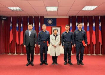 內政部長劉世芳訪視高雄港務警察總隊　勗勉強化春節期間港區安全維護作為