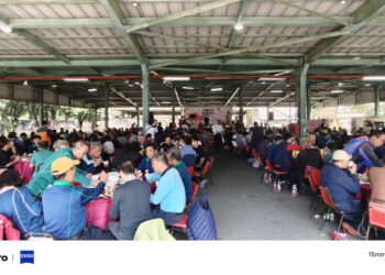 屏東酒廠特級紅高粱酒禮盒「愛鯉舞吉」與「三太子好運旺」　成為年節送禮焦點