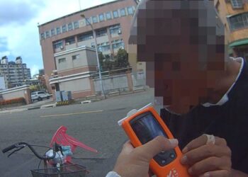別再誤會「騎腳踏車沒事」！　高雄翁喝保力達酒測超標遭開罰